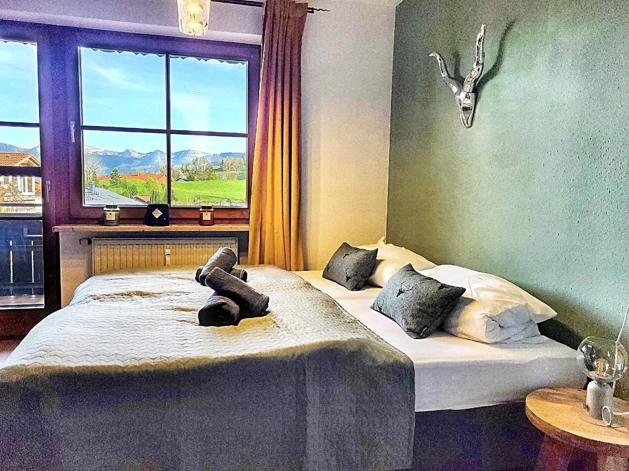 Lindners Hideaways - Bergnest Lodge - Bergblick Fewo 6 Pers Balkon Garten Hund Ski Unterkunft Luftkurort Oberreute Naehe Buchenegger Wasserfaelle Eistobel Bodensee Exterior foto